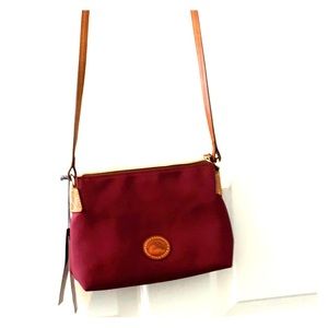 Dooney & Bourke Bags - NWT Dooney & Bourke crossbody pouchette Dooney & Bourke Bags - NWT Dooney & Bourke crossbody pouchette